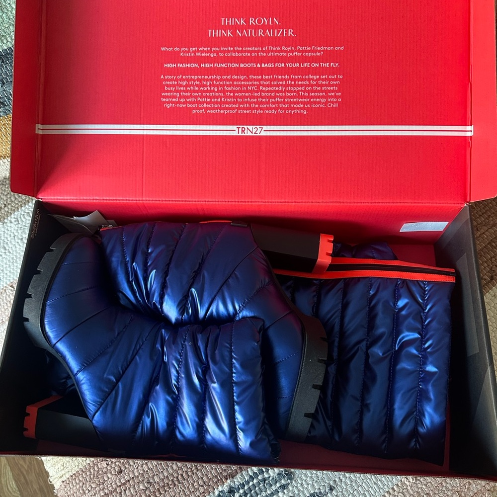 Naturalizer quilted boots with legwarmers for a stylish look! - Picture 2 of 10